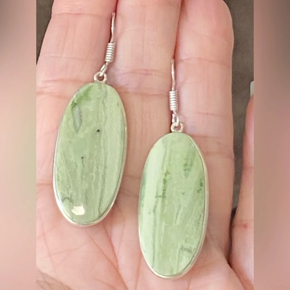 Elegant Variscite Green Stone 925 Sterling Silver Earrings